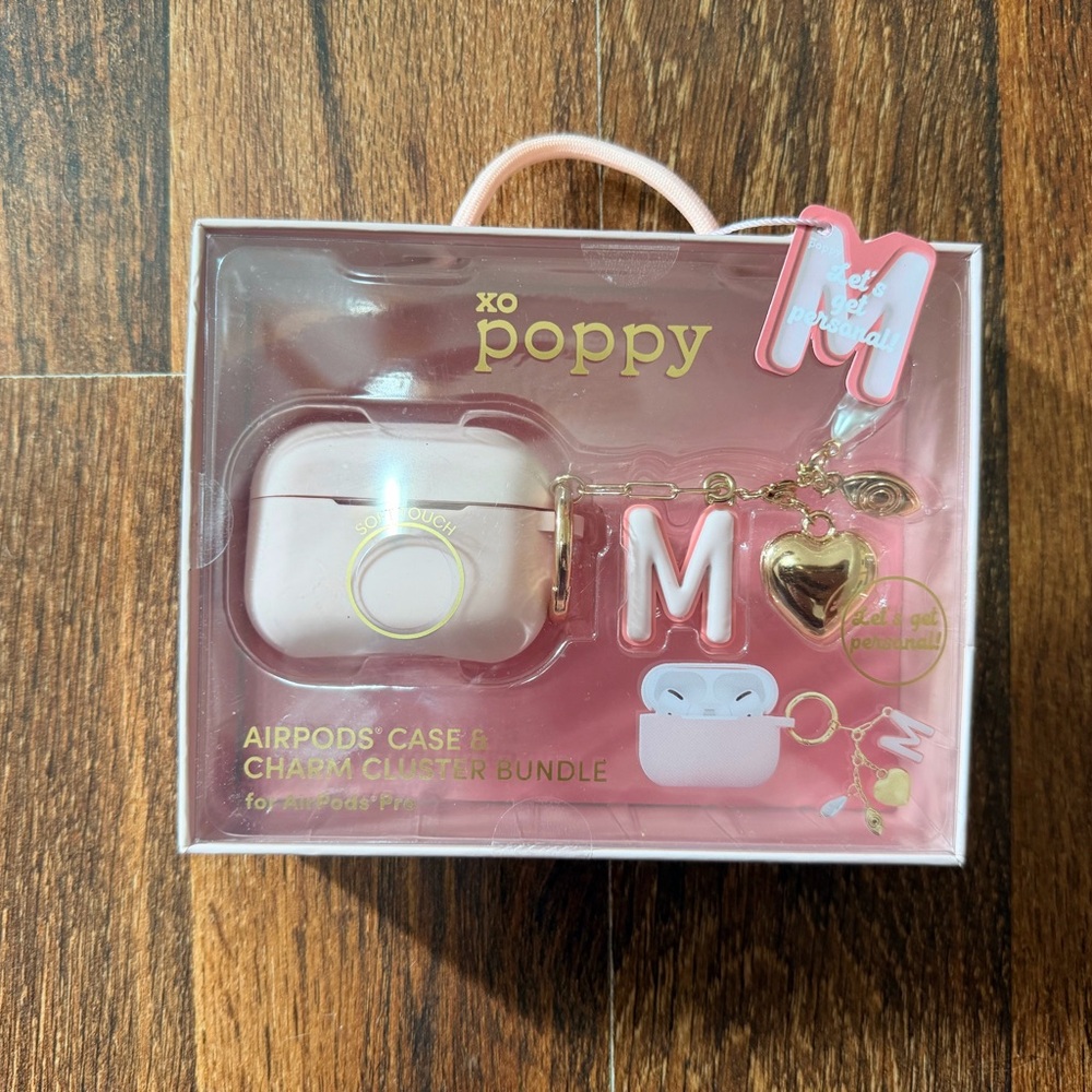 XO Poppy Pink AirPods Case & Charm Set